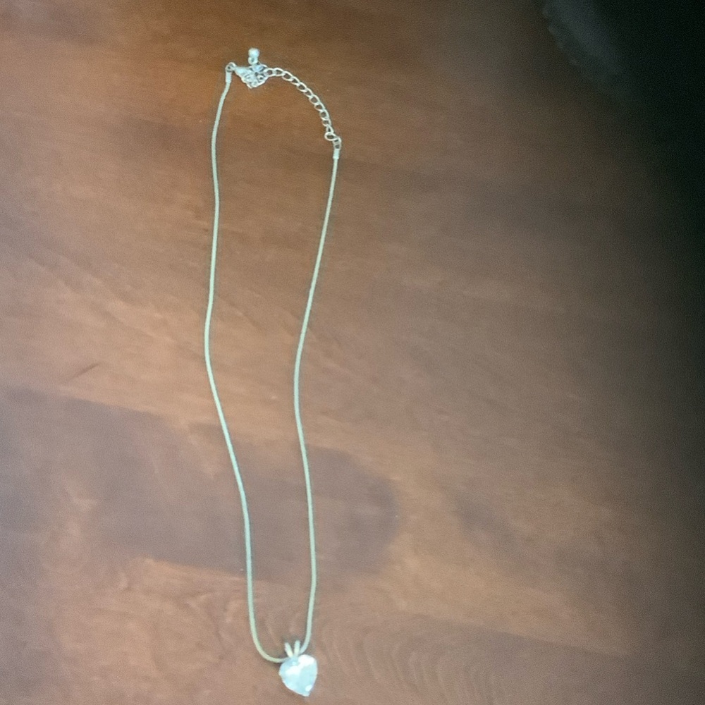 Chic Silver Heart Pendant Necklace